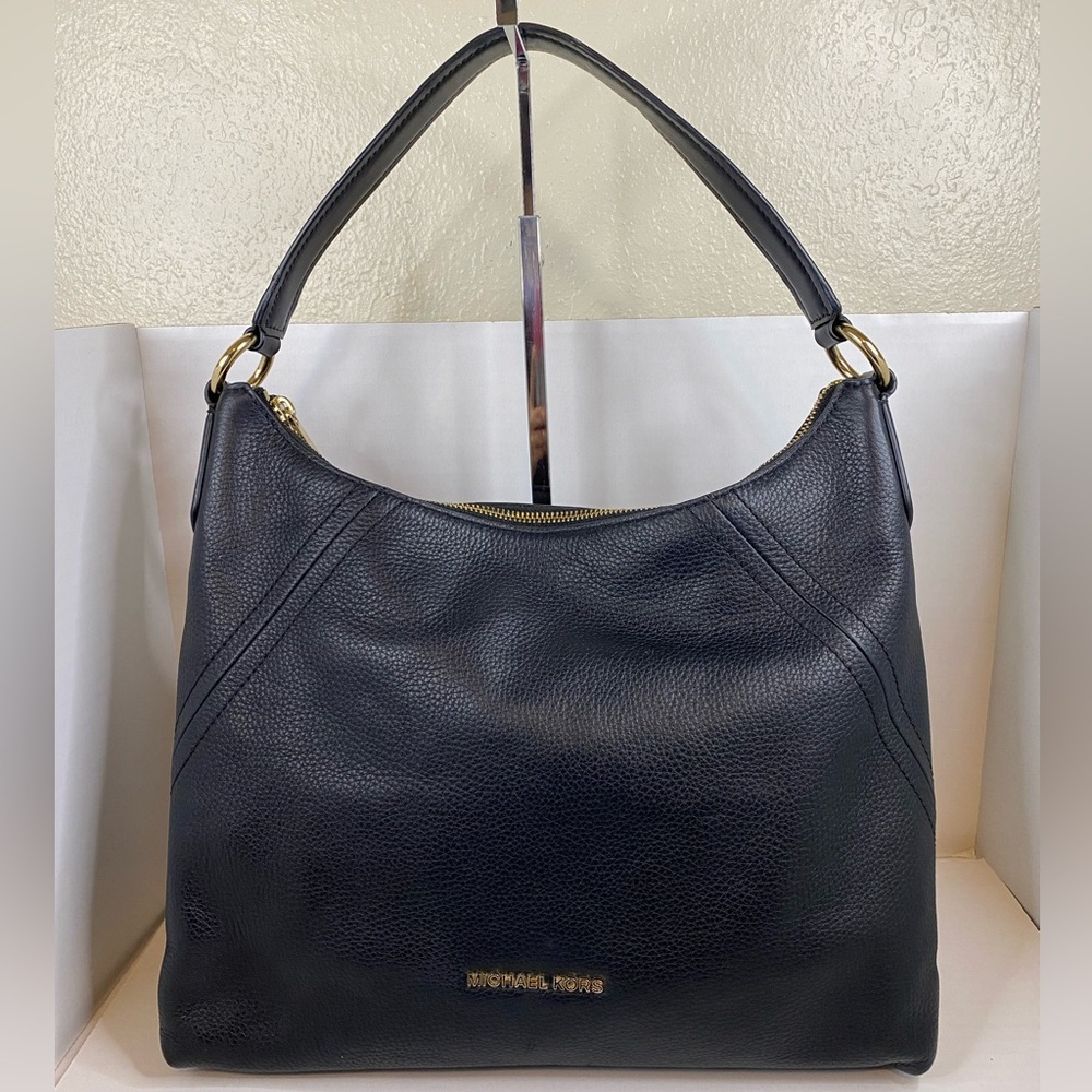 Michael Kors Aria shoulder bag